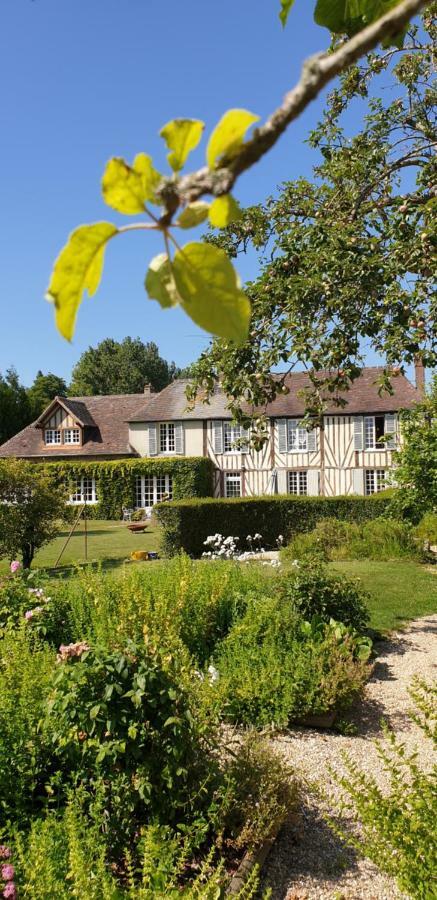 Bed and Breakfast La Douce Folie Saint-Julien-le-Faucon Экстерьер фото